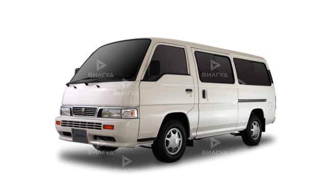 Замена лампы поворотника Nissan Caravan