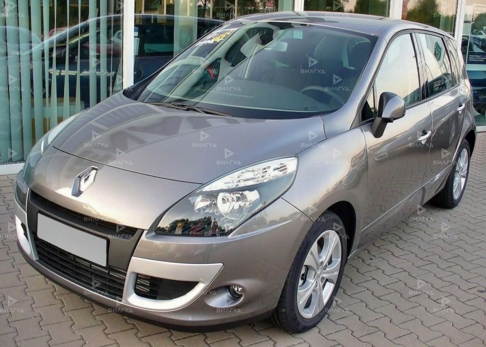Cлесарный ремонт Renault Scenic