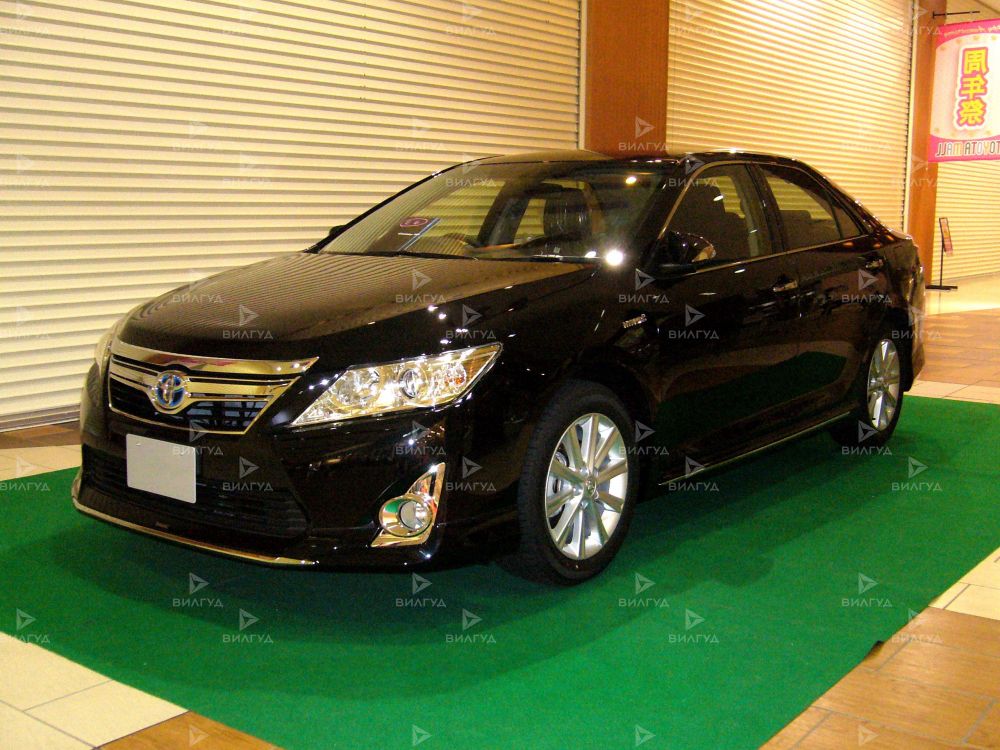 Cлесарный ремонт Toyota Camry