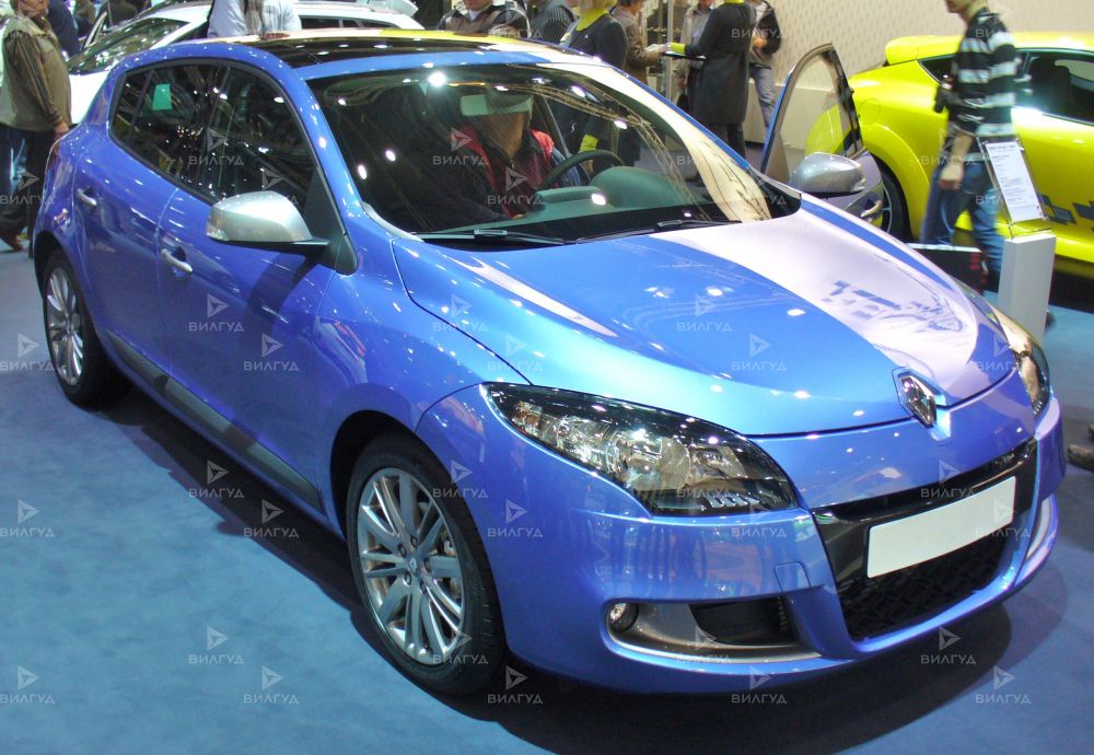 Замена антифриза (охлаждающая жидкость) Renault Megane